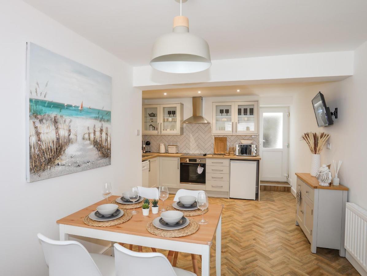 A Mor Apartment Llanfairpwllgwyngyll Luaran gambar